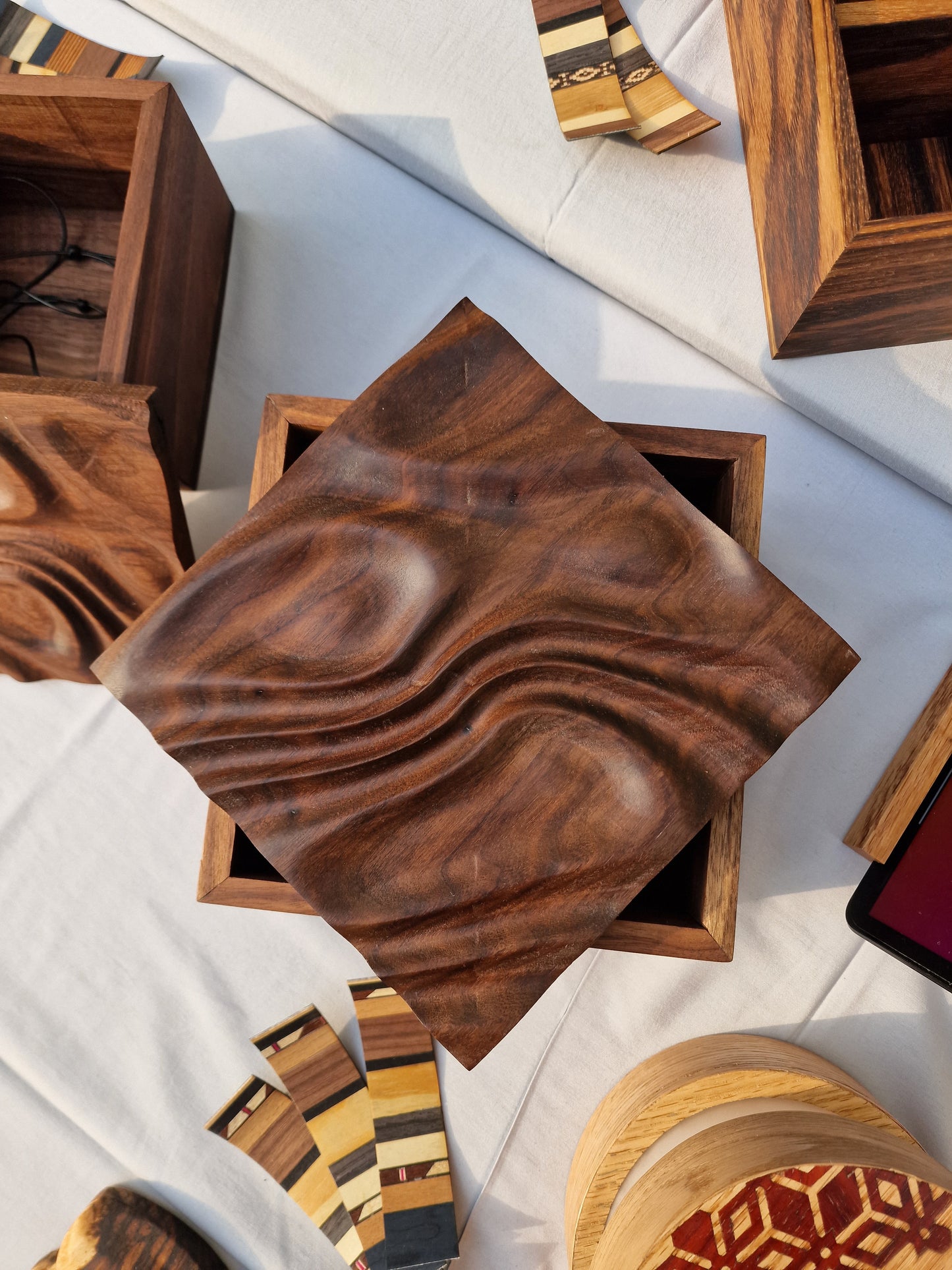 Waves box